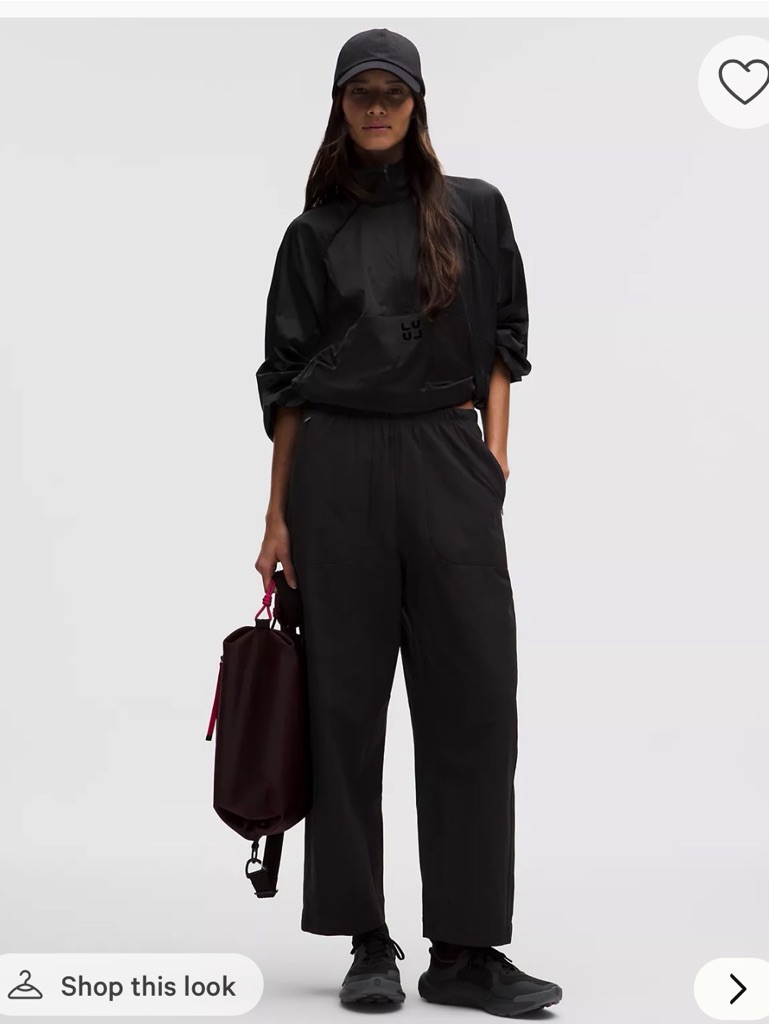 Women Lululemon Mid-Rise Barrel Leg Cropped Pant - Black Size 6